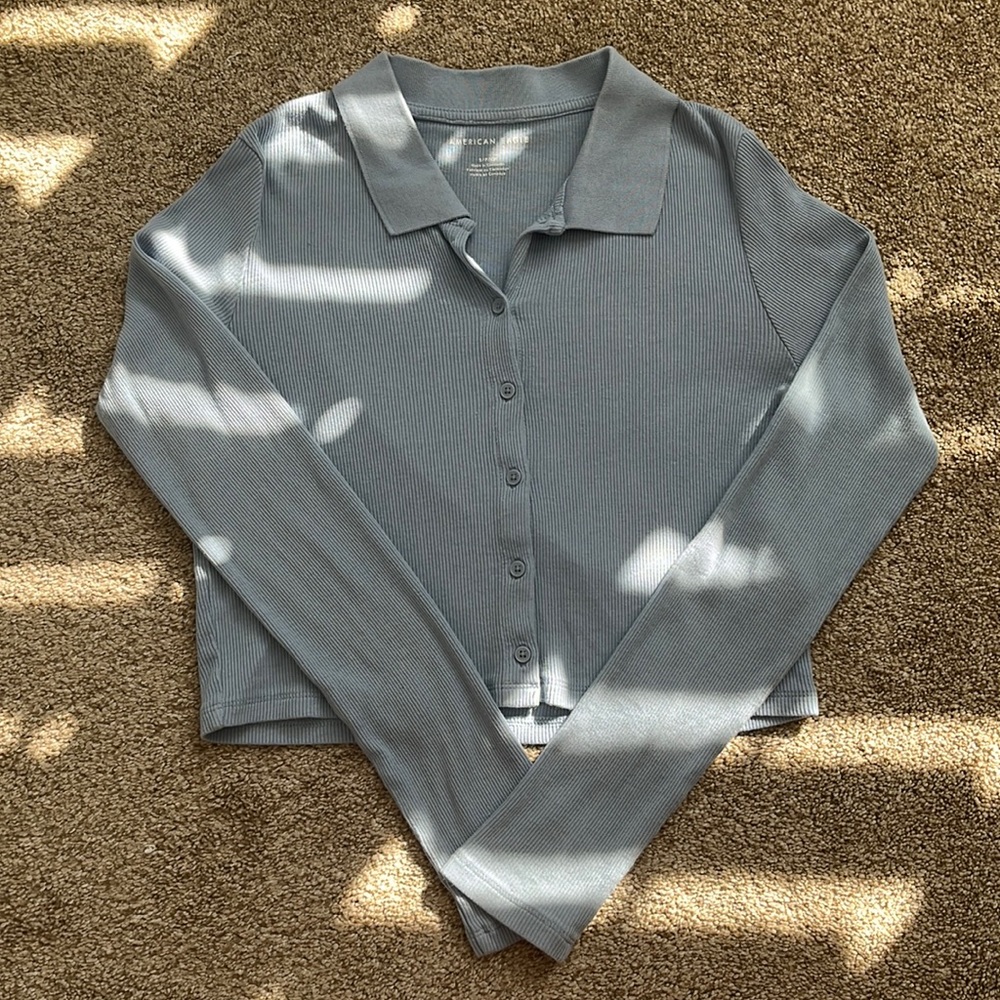 American Eagle long sleeve shirt!